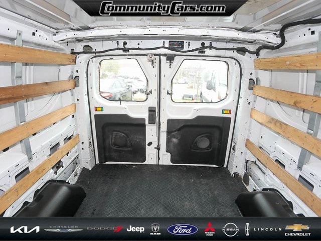 2022 Ford Transit Cargo Van Base