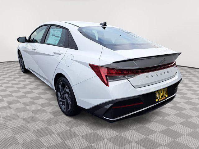 2025 Hyundai Elantra Hybrid SEL Sport