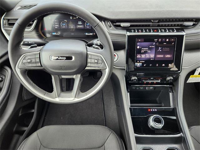 2025 Jeep Grand Cherokee Laredo X 4x2