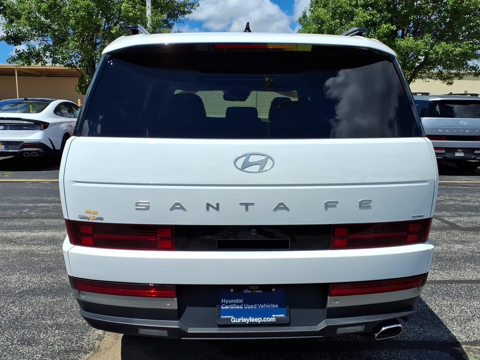 2025 Hyundai Santa Fe Limited - Photo 9
