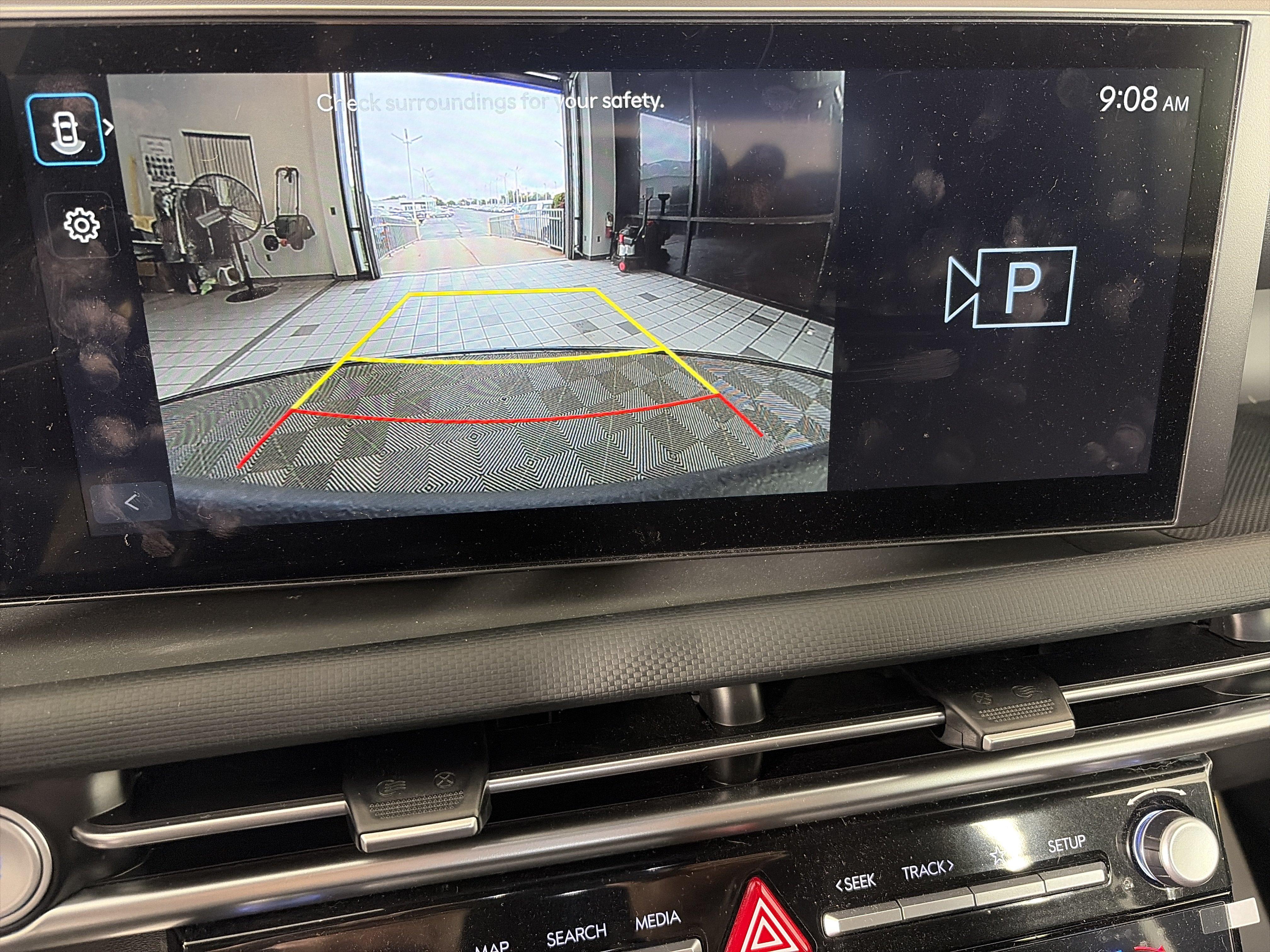 2025 Hyundai Santa Fe Limited - Photo 28
