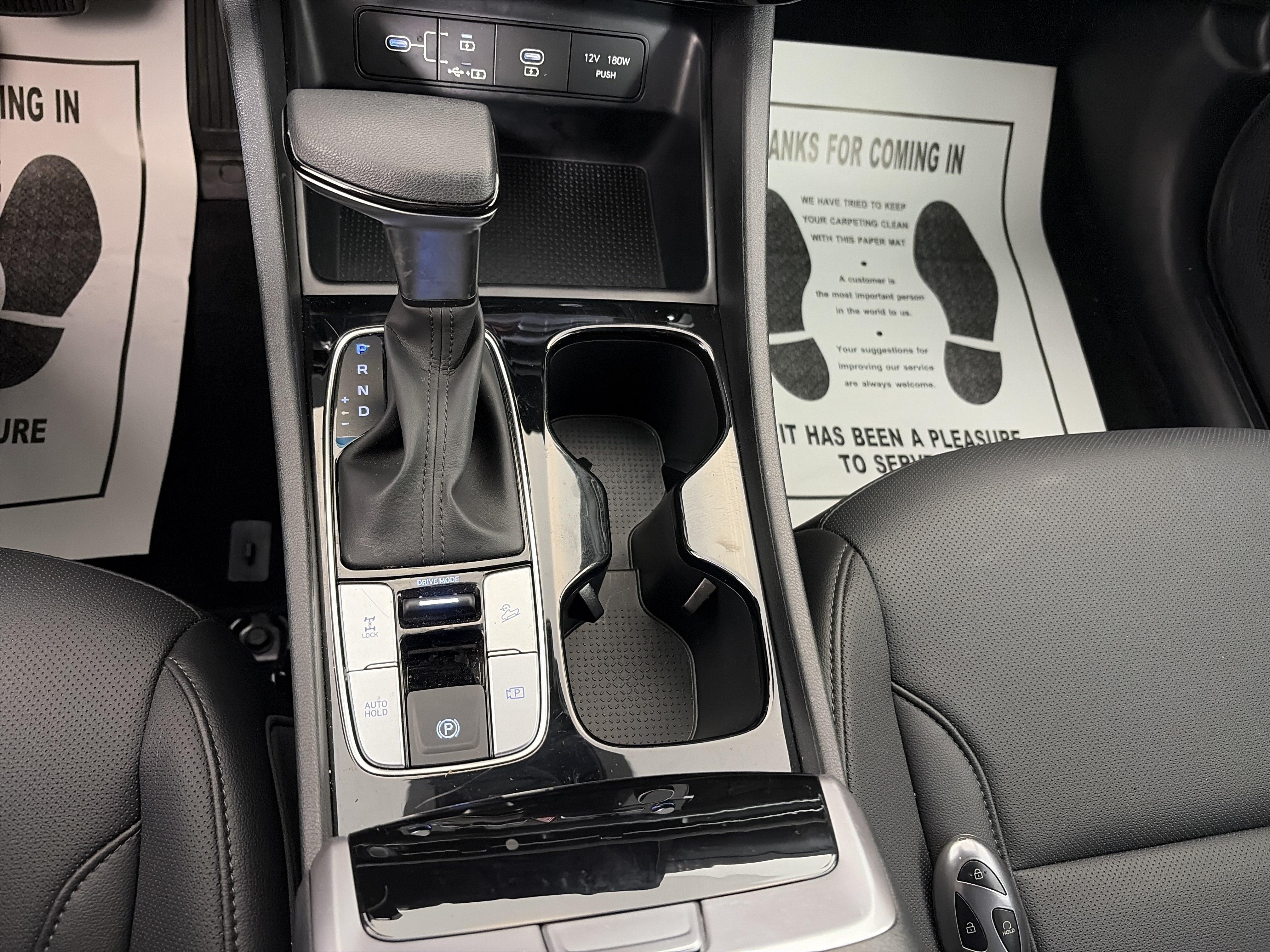 2025 Hyundai Santa Fe Limited - Photo 35