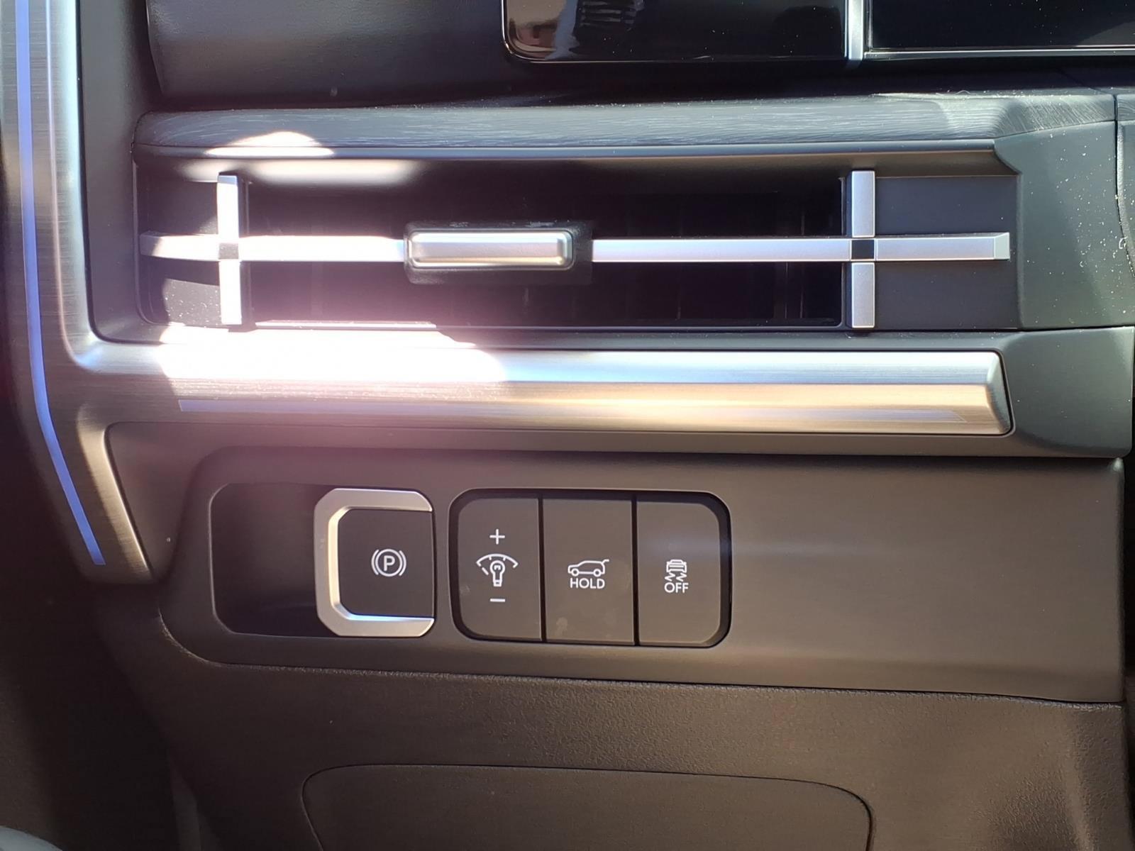 2025 Hyundai Santa Fe Limited - Photo 57