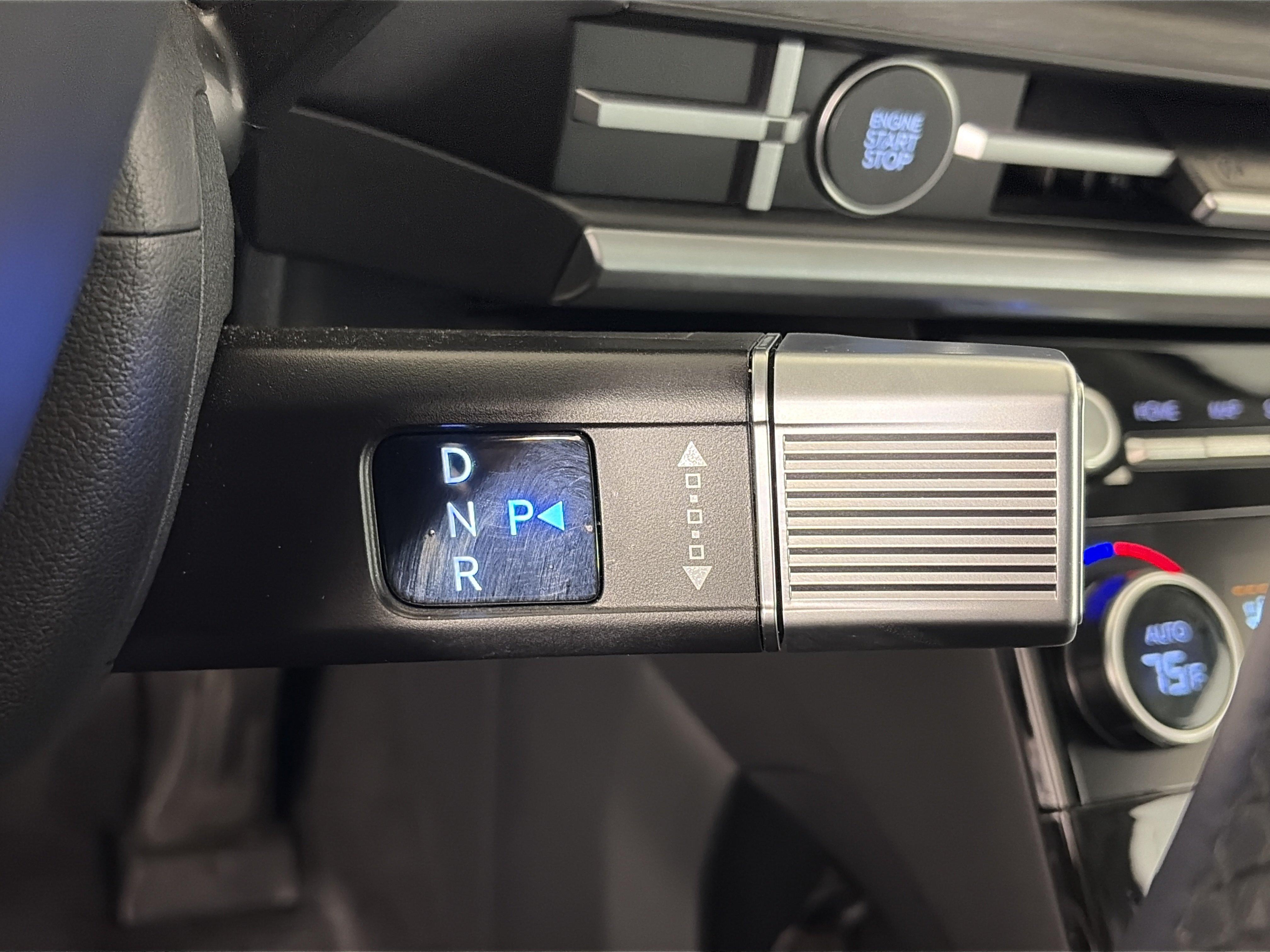 2025 Hyundai Santa Fe Limited - Photo 66
