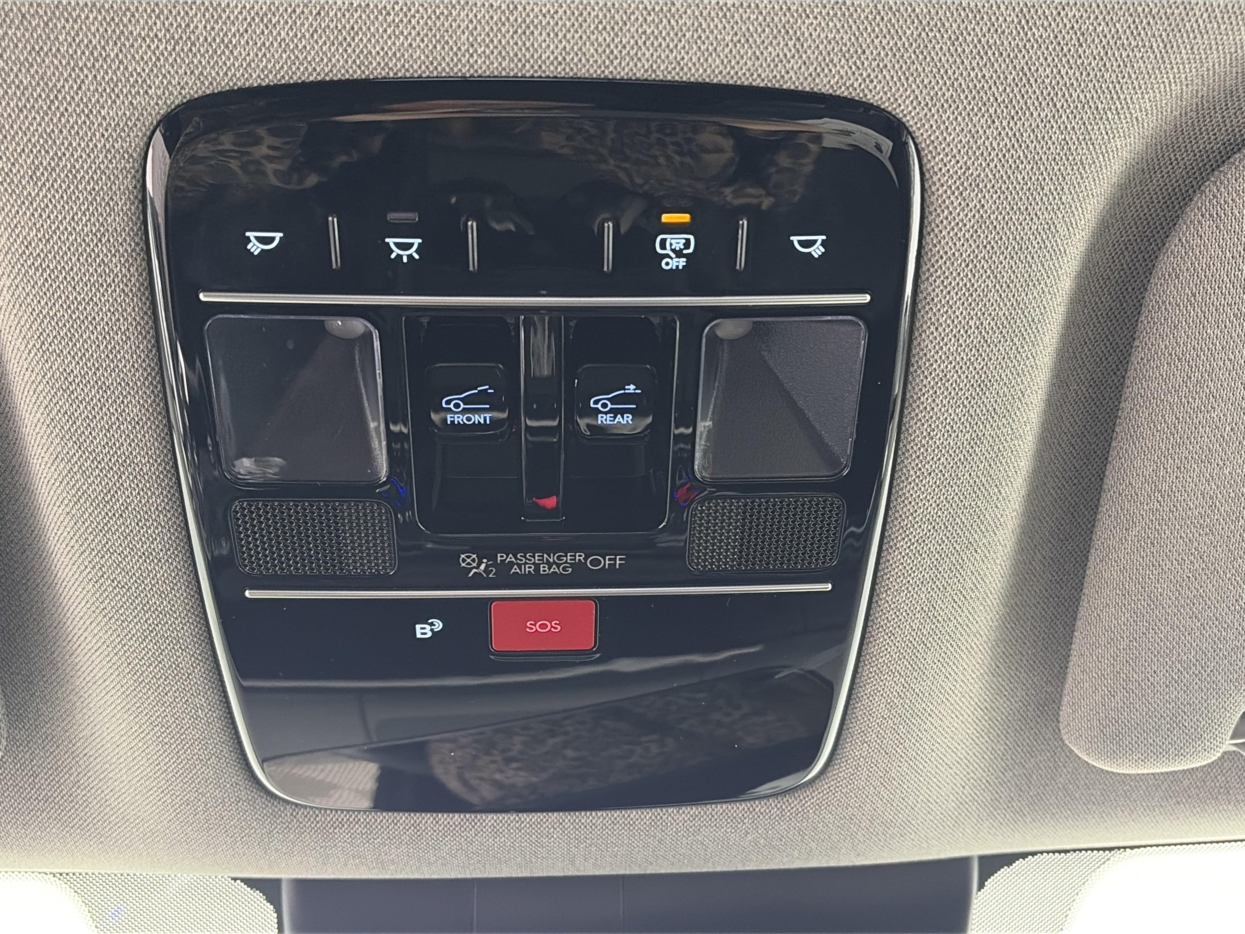 2025 Hyundai Santa Fe Limited - Photo 67