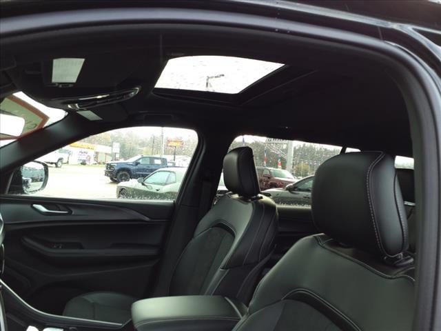 2025 Jeep Grand Cherokee L Altitude X 4x4