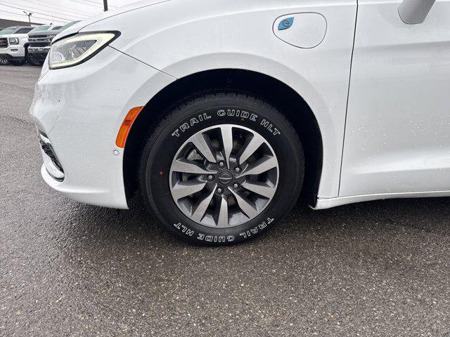 2021 Chrysler Pacifica Hybrid Touring L