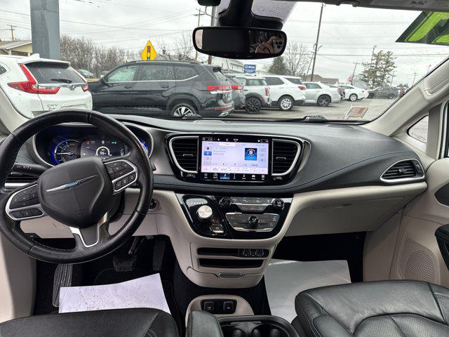 2021 Chrysler Pacifica Hybrid Touring L