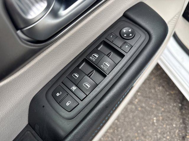 2021 Chrysler Pacifica Hybrid Touring L