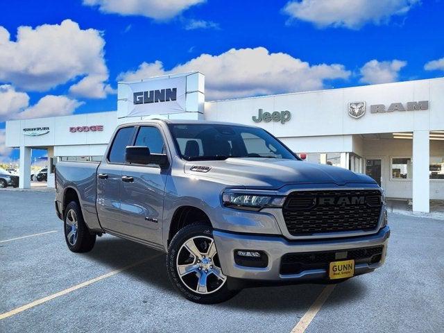 2025 RAM Ram 1500 RAM 1500 TRADESMAN QUAD CAB 4X2 64 BOX