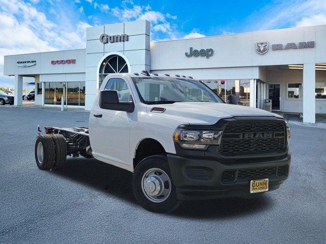 2024 RAM Ram 3500 Chassis Cab RAM 3500 TRADESMAN CHASSIS REGULAR CAB 4X4 84 CA