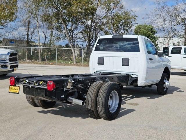 2024 RAM Ram 3500 Chassis Cab RAM 3500 TRADESMAN CHASSIS REGULAR CAB 4X4 84 CA