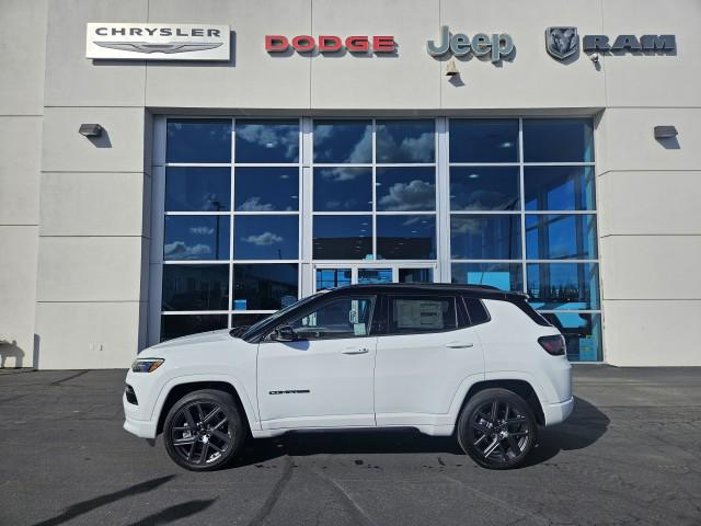 2025 Jeep Compass COMPASS LIMITED 4X4