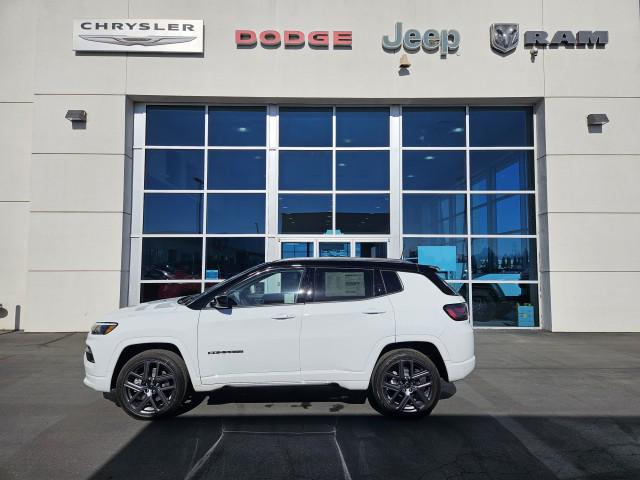 2025 Jeep Compass COMPASS LIMITED 4X4