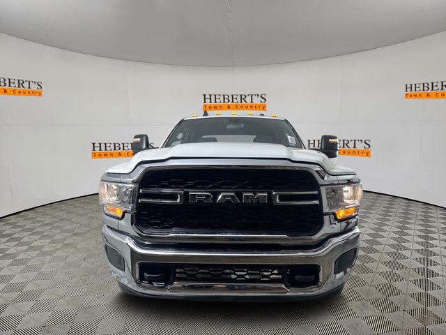 2024 RAM Ram 3500 RAM 3500 TRADESMAN CREW CAB 4X4 8 BOX