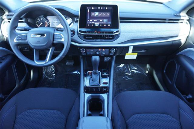 2025 Jeep Compass COMPASS SPORT 4X4