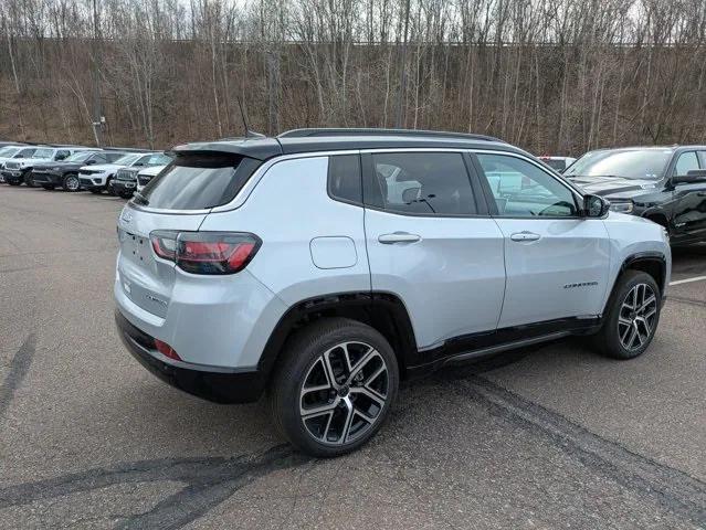 2025 Jeep Compass COMPASS LIMITED 4X4