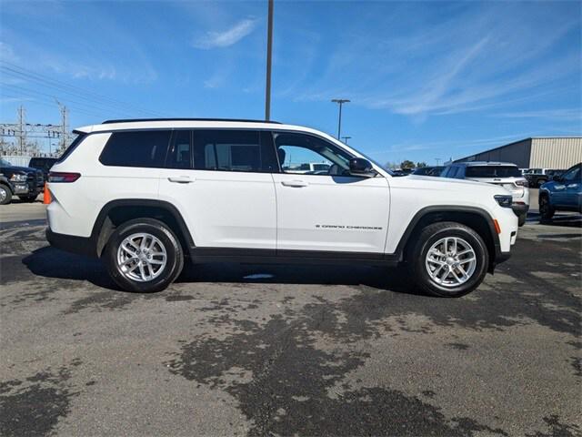 2025 Jeep Grand Cherokee GRAND CHEROKEE L LAREDO X 4X4