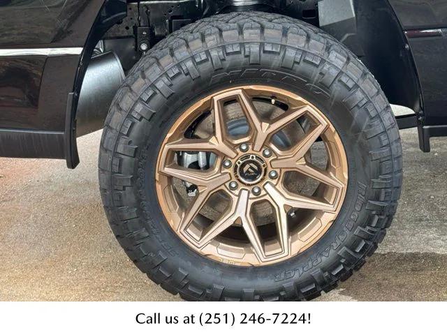 2025 RAM Ram 1500 RAM 1500 TRADESMAN CREW CAB 4X4 57 BOX