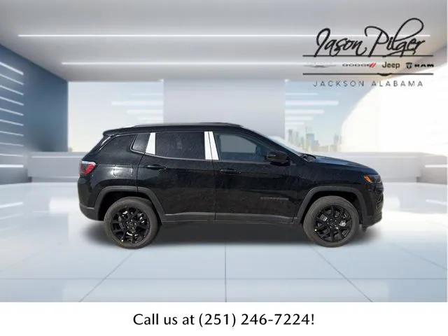 2025 Jeep Compass COMPASS LATITUDE 4X4