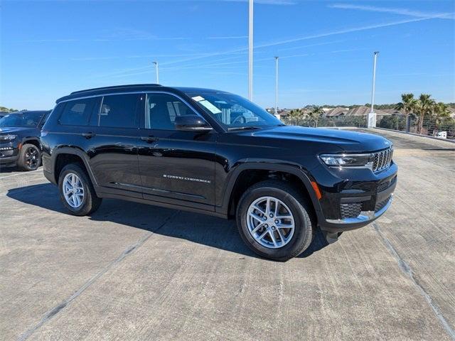 2025 Jeep Grand Cherokee GRAND CHEROKEE L LAREDO X 4X4