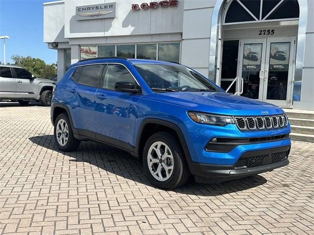 2025 Jeep Compass COMPASS LATITUDE 4X4