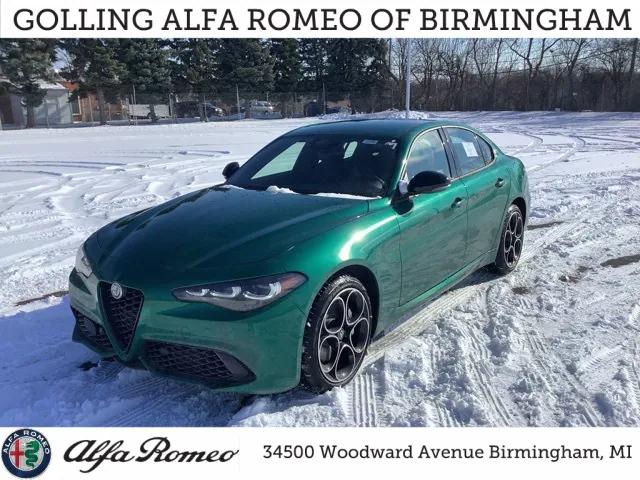 2025 Alfa Romeo Giulia GIULIA AWD 2025 Alfa Romeo Giulia GIULIA AWD
