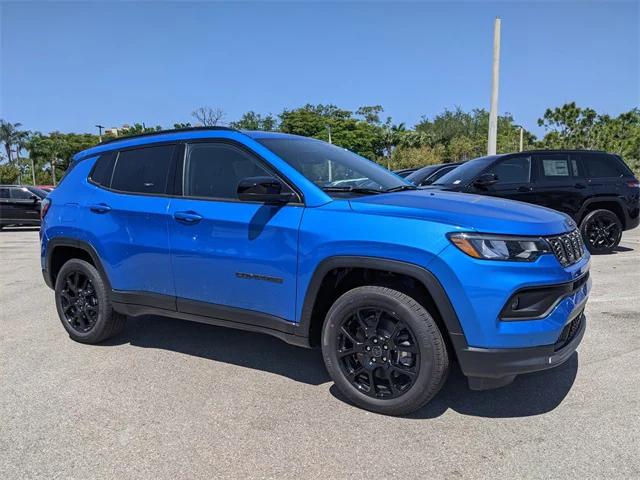2025 Jeep Compass COMPASS LATITUDE 4X4