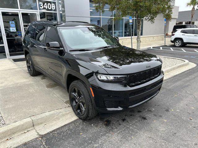 2025 Jeep Grand Cherokee GRAND CHEROKEE L ALTITUDE 4X2