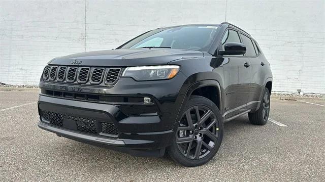 2025 Jeep Compass COMPASS LIMITED 4X4