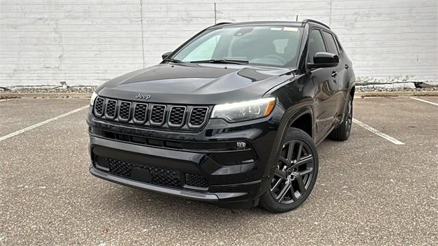 2025 Jeep Compass COMPASS LIMITED 4X4