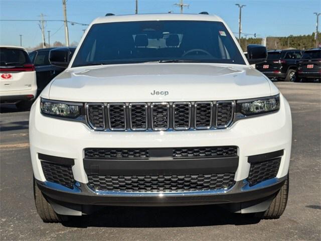 2025 Jeep Grand Cherokee GRAND CHEROKEE L LAREDO X 4X4