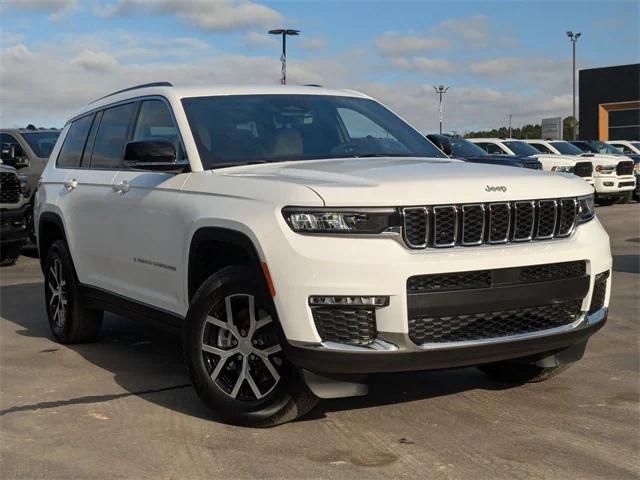 2025 Jeep Grand Cherokee GRAND CHEROKEE L LIMITED 4X4