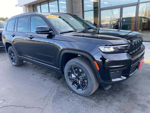2025 Jeep Grand Cherokee GRAND CHEROKEE L ALTITUDE 4X4