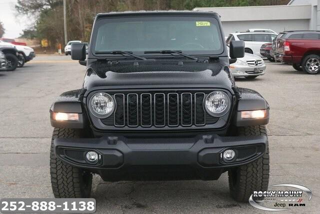 2025 Jeep Gladiator GLADIATOR NIGHTHAWK 4X4