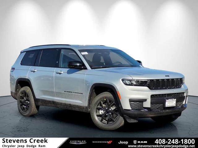2025 Jeep Grand Cherokee GRAND CHEROKEE L ALTITUDE 4X4