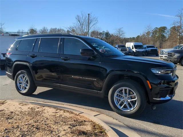 2025 Jeep Grand Cherokee GRAND CHEROKEE L LAREDO X 4X2