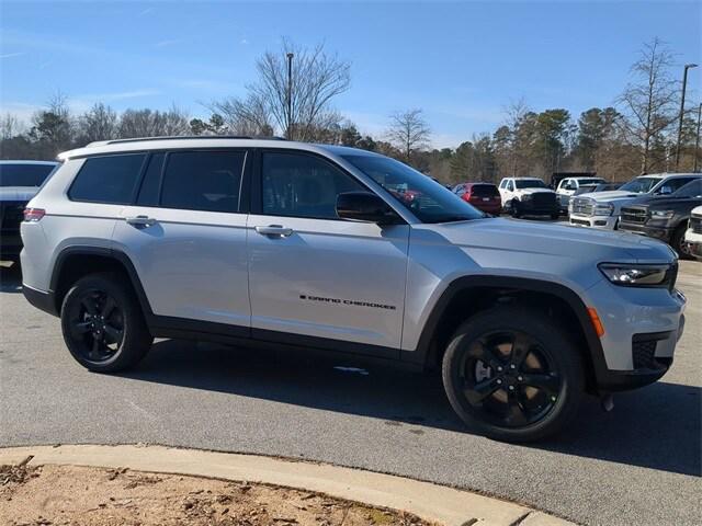 2025 Jeep Grand Cherokee GRAND CHEROKEE L ALTITUDE X 4X2