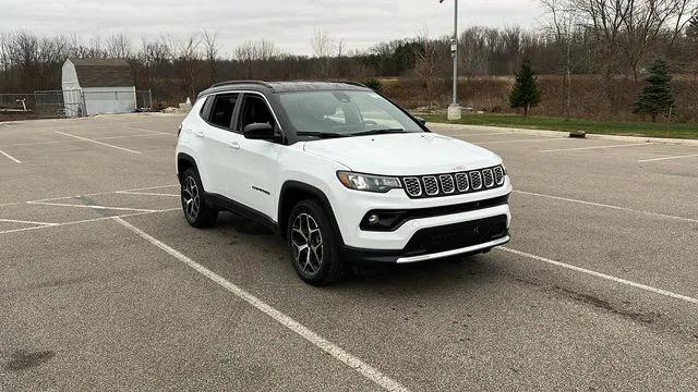 2025 Jeep Compass COMPASS LIMITED 4X4