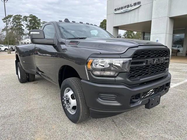 2024 RAM Ram 3500 RAM 3500 TRADESMAN REGULAR CAB 4X4 8 BOX