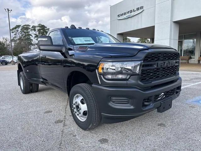 2024 RAM Ram 3500 RAM 3500 TRADESMAN REGULAR CAB 4X4 8 BOX