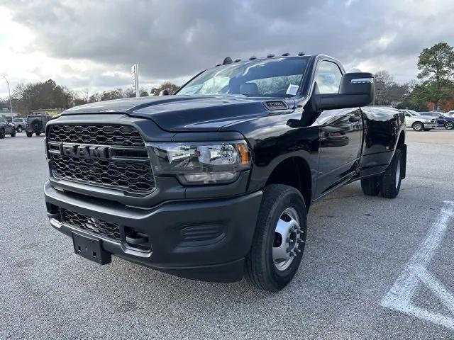 2024 RAM Ram 3500 RAM 3500 TRADESMAN REGULAR CAB 4X4 8 BOX