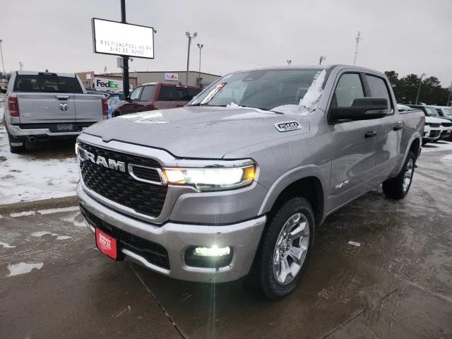 2025 RAM Ram 1500 RAM 1500 BIG HORN CREW CAB 4X4 57 BOX