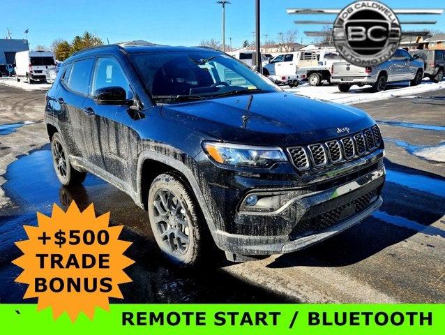 2025 Jeep Compass COMPASS LATITUDE 4X4