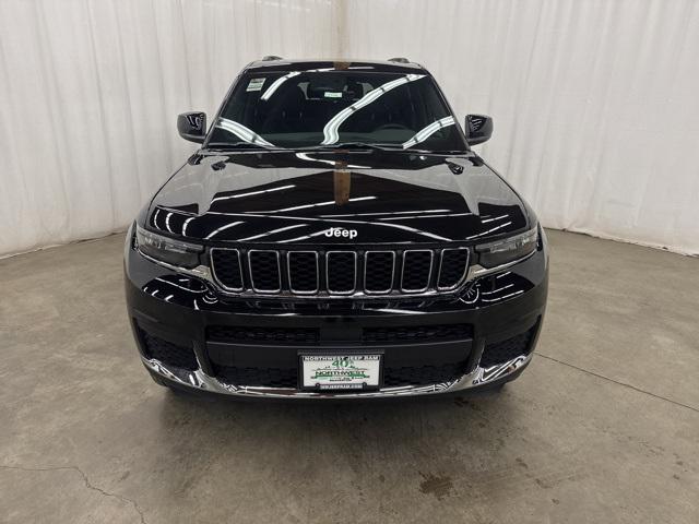 2025 Jeep Grand Cherokee GRAND CHEROKEE L LAREDO X 4X4