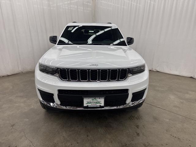 2025 Jeep Grand Cherokee GRAND CHEROKEE L LAREDO X 4X4