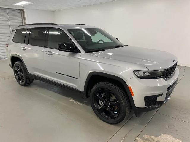 2025 Jeep Grand Cherokee GRAND CHEROKEE L ALTITUDE X 4X2