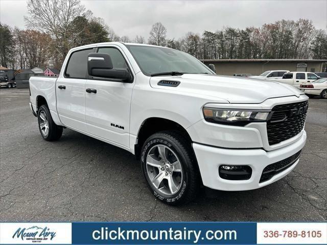 2025 RAM Ram 1500 RAM 1500 TRADESMAN CREW CAB 4X4 57 BOX
