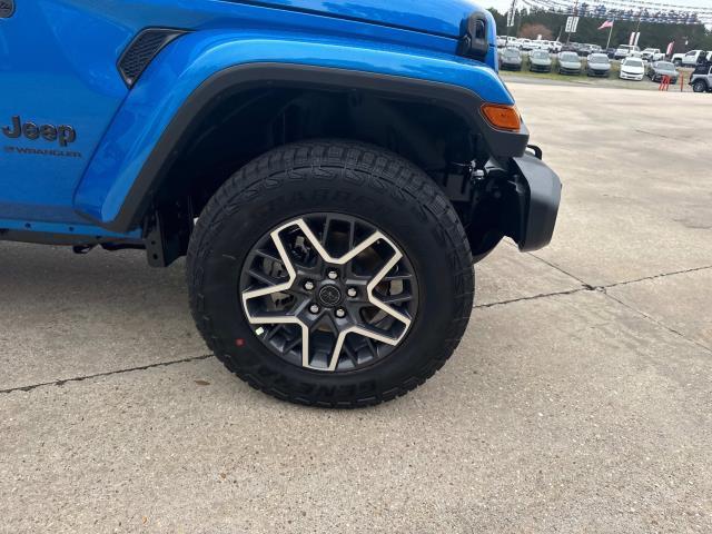 2025 Jeep Wrangler WRANGLER 4-DOOR SAHARA