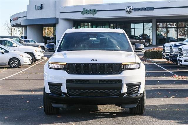 2025 Jeep Grand Cherokee GRAND CHEROKEE L ALTITUDE 4X4